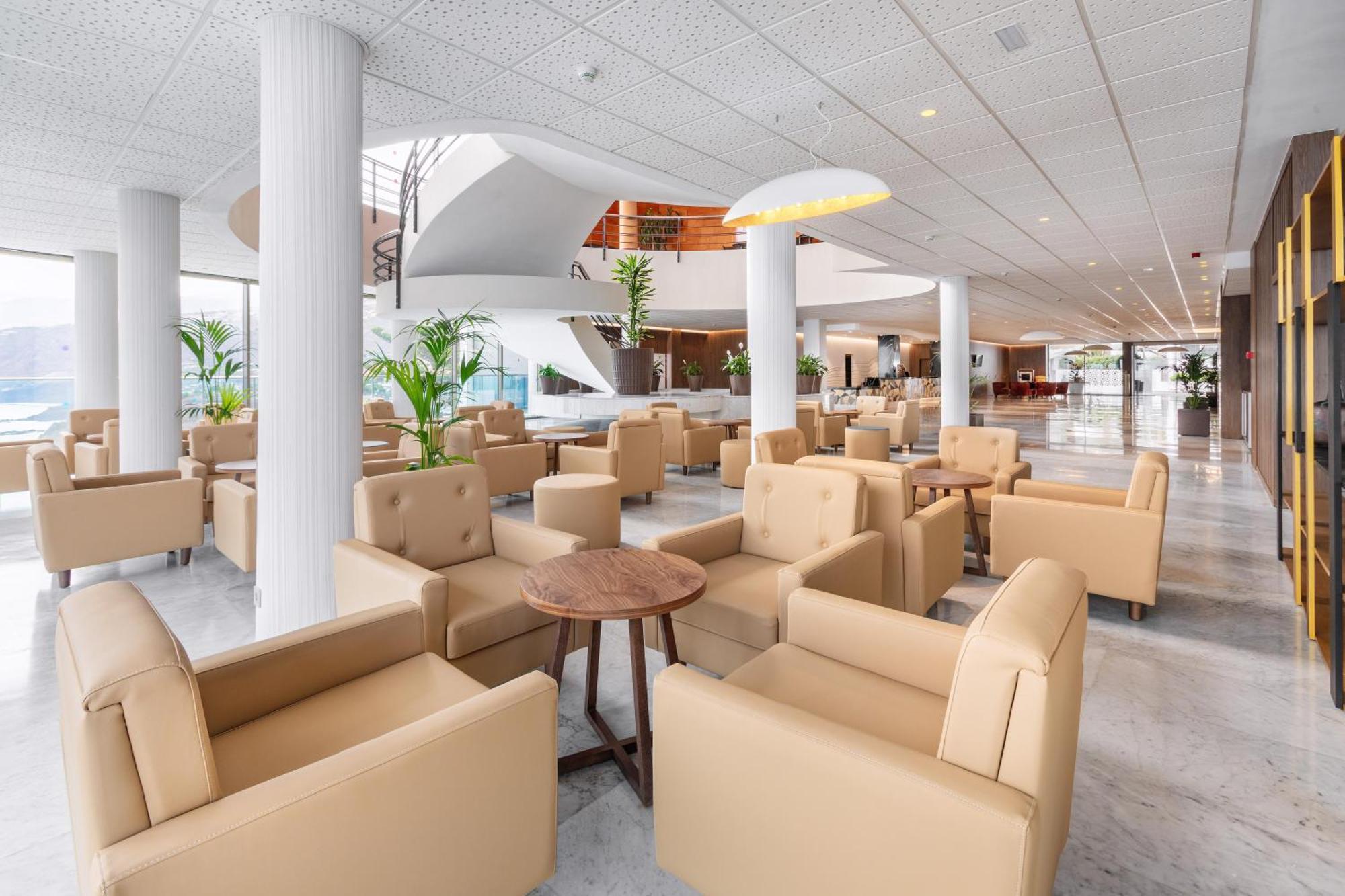 فندق بيست سميراميس بويرتو ذي لا كروز المظهر الخارجي الصورة The lounge at the airport